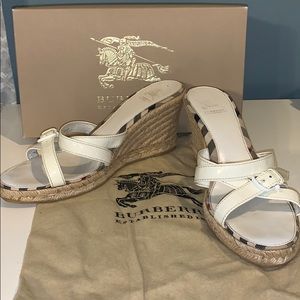 Burberry white patent espadrille wedges size 9